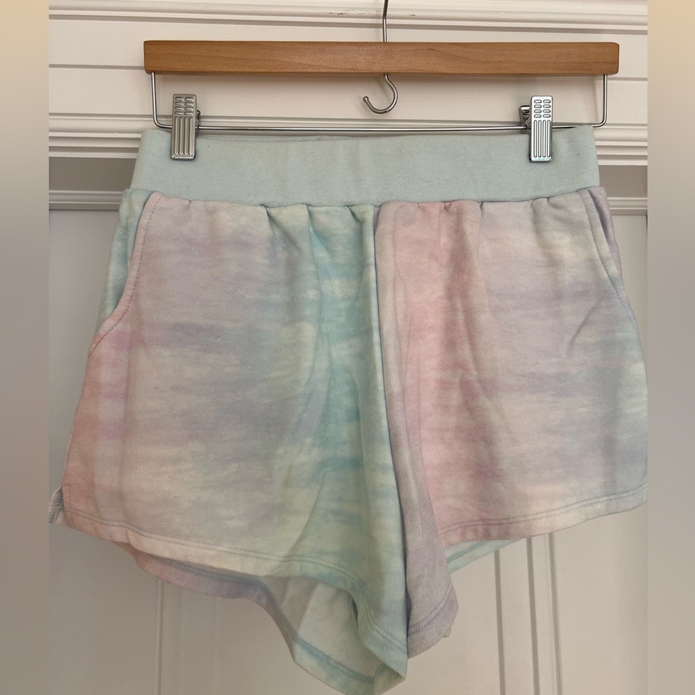 Hill House Shorts. Tie Dye. Size M.